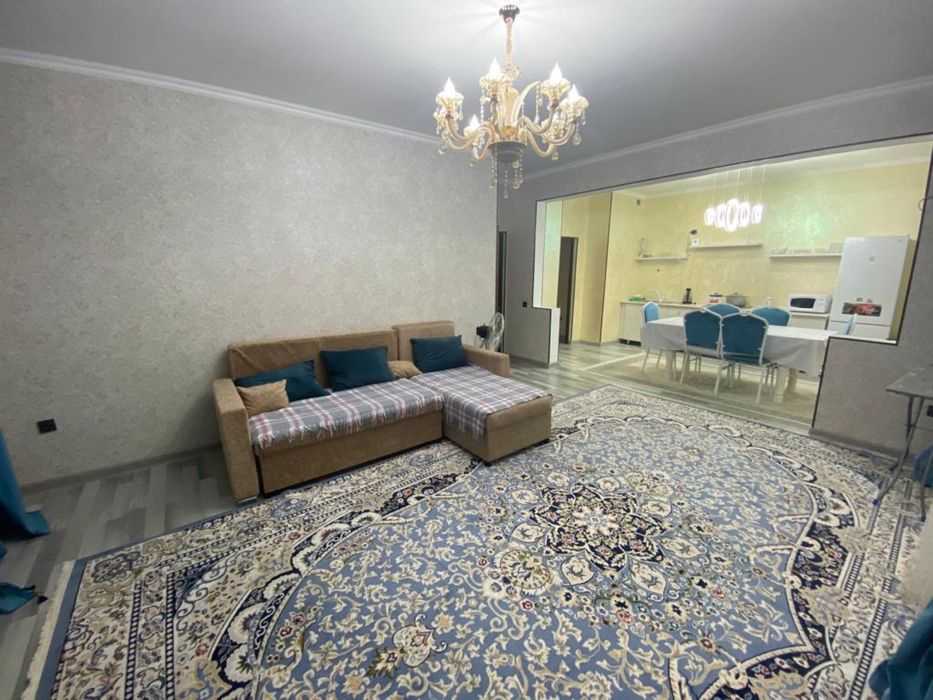 Помесячно 4 комн в центре города Шымкент