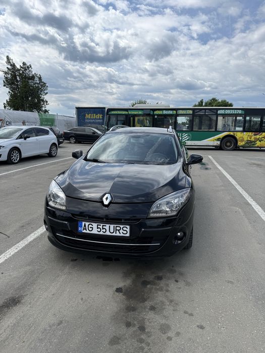 Renault Megane III Paris Edition 1.5 dCi 110 CP – FULL OPTIONS – Panoramic – Keyless – Euro 5