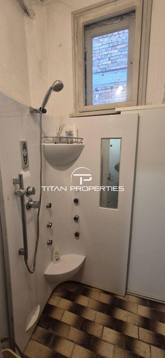 Дава се под наем Двустаен апартамент в Бургас, Лазур - 30 кв.м за 300 € - Снимка #3