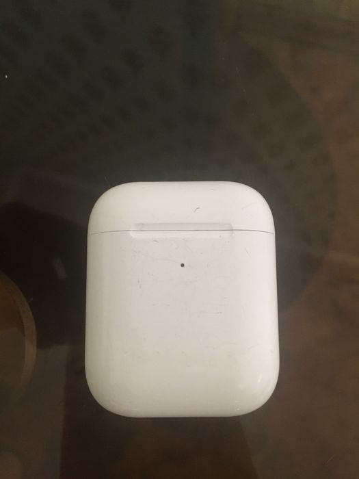 наушники AirPods