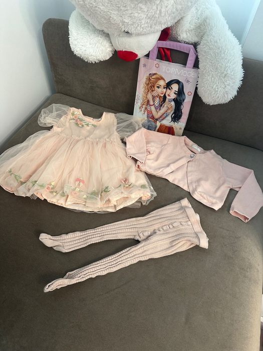 Бебешки лот 6-9м за момиче