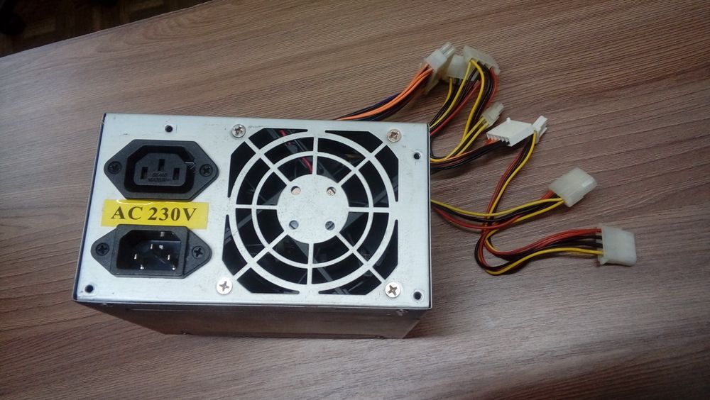 Блок питания 300 ват (рабочий)
