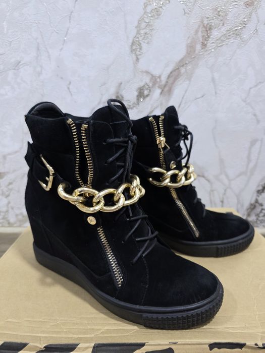 Продам  полусапожки