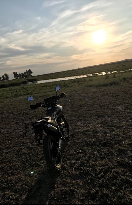 мотоцикл с хорошим состоянием