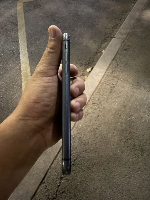 Iphone 11 64 gb черным цвете