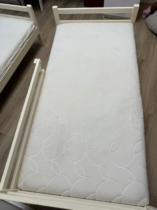 Продам 2 детские кровати