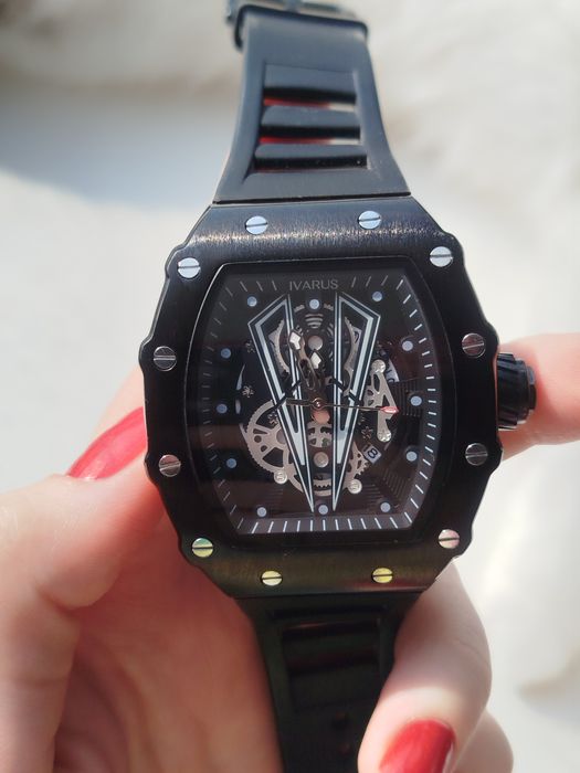 Часы Ivarus Elite Черный