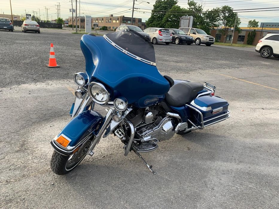 Motocicleta Harley Davidson Electra Glide