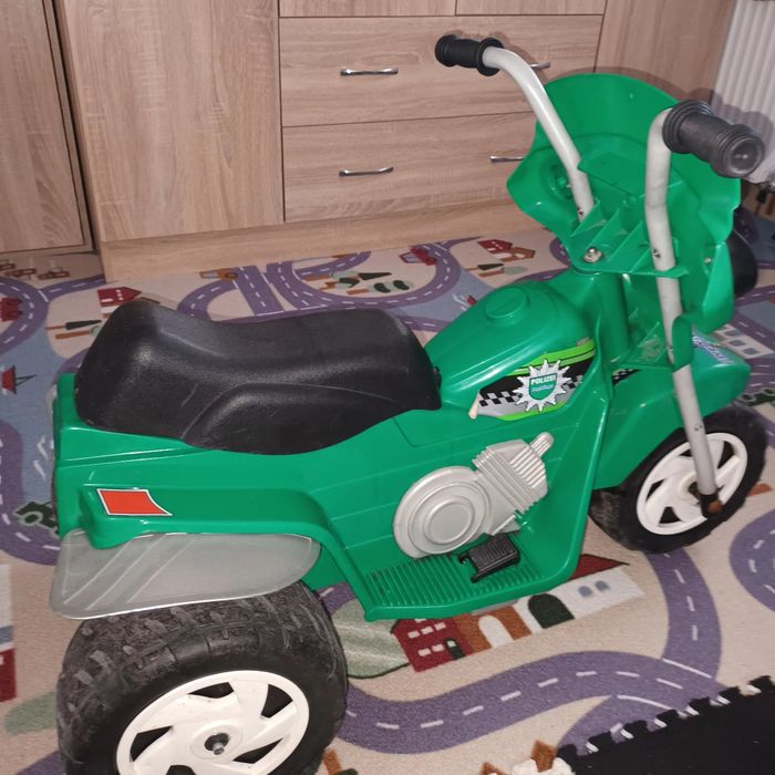 Моторче детско  на ботерия