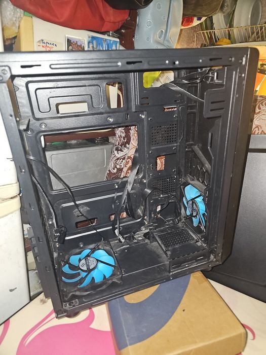 Aerocool компьютерный корпус