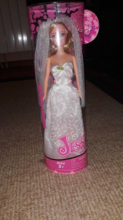 Комплект Кукла-манекен и мънички-Кукли феи-нови