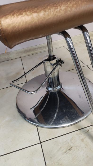 Кресло парикмахерское