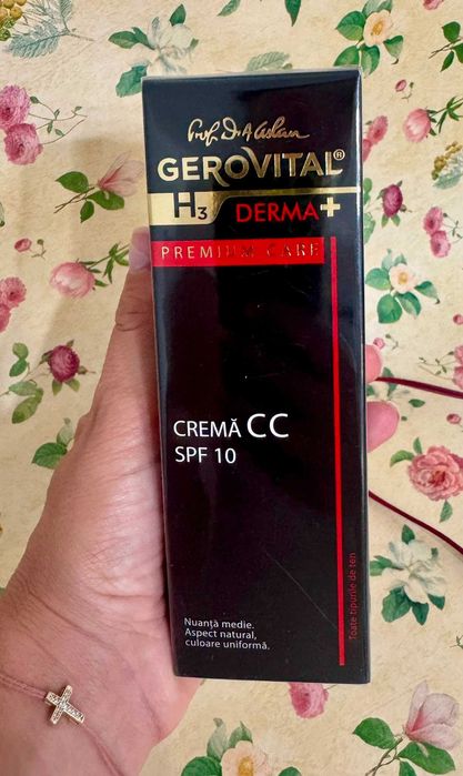 Gerovital Crema CC SPF 10
