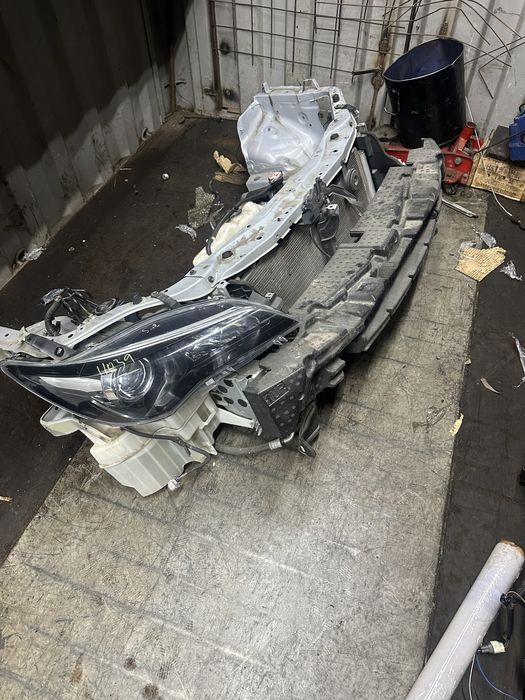 Капот на Камри 55 SE оргинал