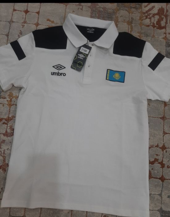 Продам футболку Umbro