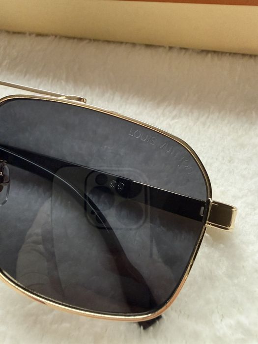 Слънчеви очила Louis Vuitton – метална рамка, с кутия и аксесоари