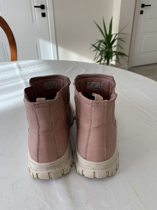 Обувь для девочки  36 размер