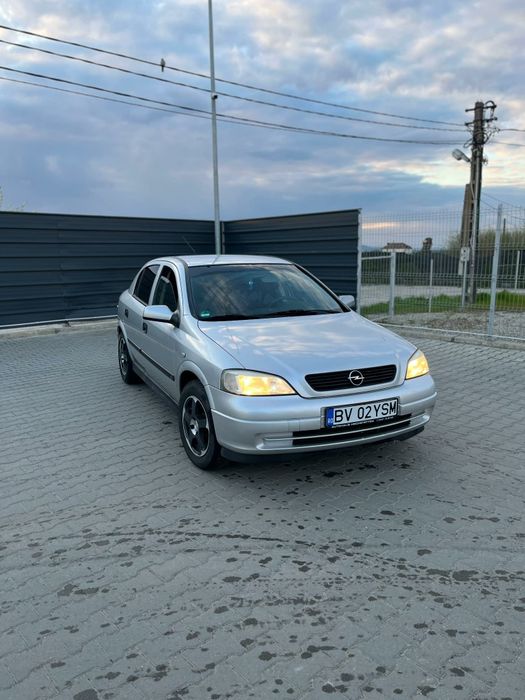 Vând Opel Astra g