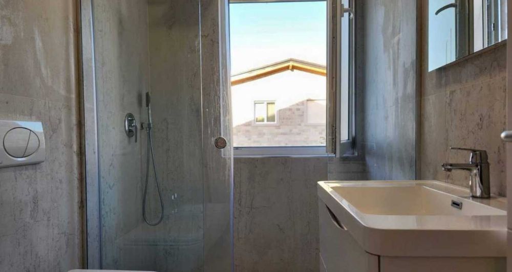 Продава се Тристаен апартамент в София, Център - 100 кв.м за 1700 €/кв.м - Снимка #12