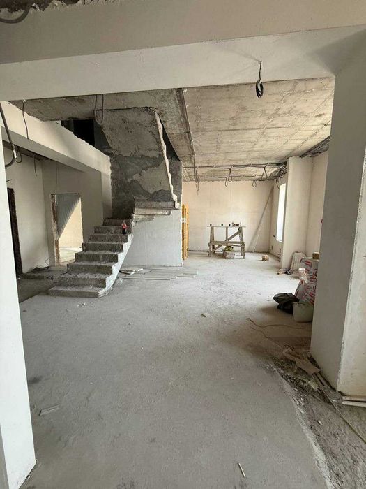 Продаётся 5/8-9/9 Новостройка ЖК "Greenwich" Коробка с перегородками