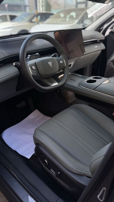 Deepal S07 215Max фисташка салон