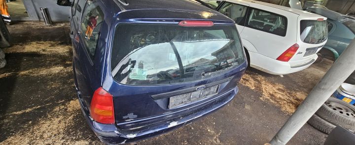 Carcasa filtru aer /618 Ford Focus prima generatie