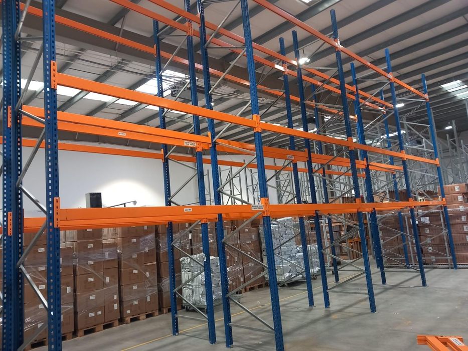 Rafturi metalice industriale
