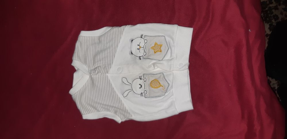 продаётся желет и боди