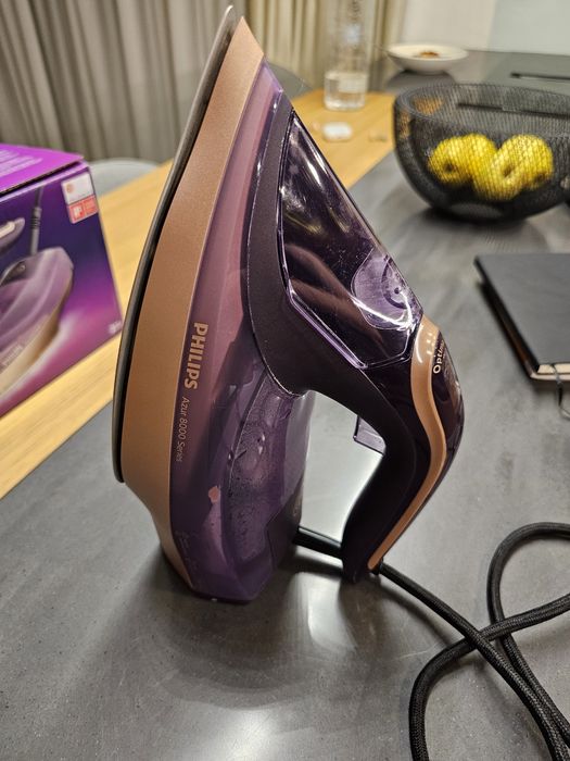 Fier de calcat Philips azur 8000