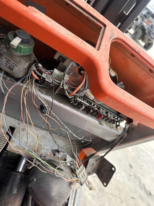 Controller stivuitor bt cesab toyota 1600 kg electric
