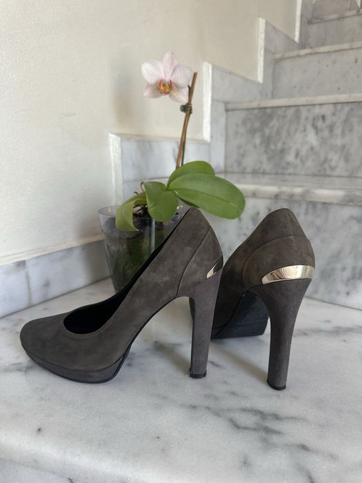 Елегантни дамски токчета – стил и женственост