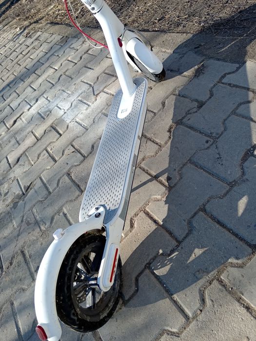 Trotinetă electrică xiaomi