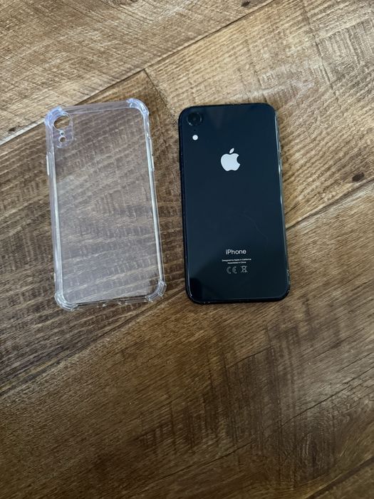 Продам IPhone XR