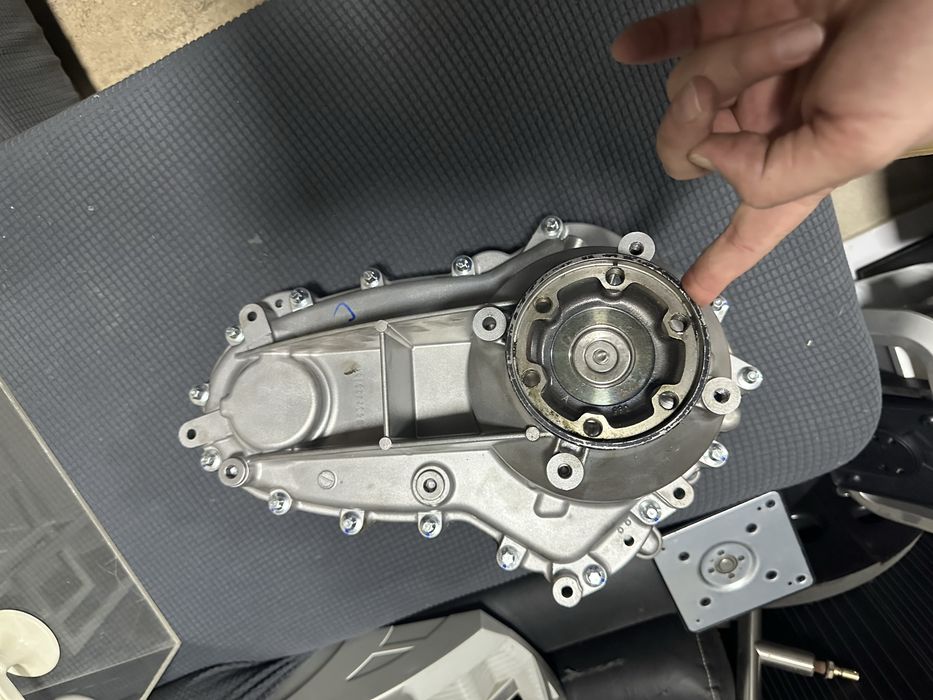 Раздатка за мерцедес X164,X166,W166,C292,W251,V251