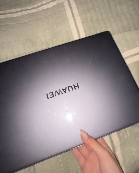 Huawei Matebook D16 2024