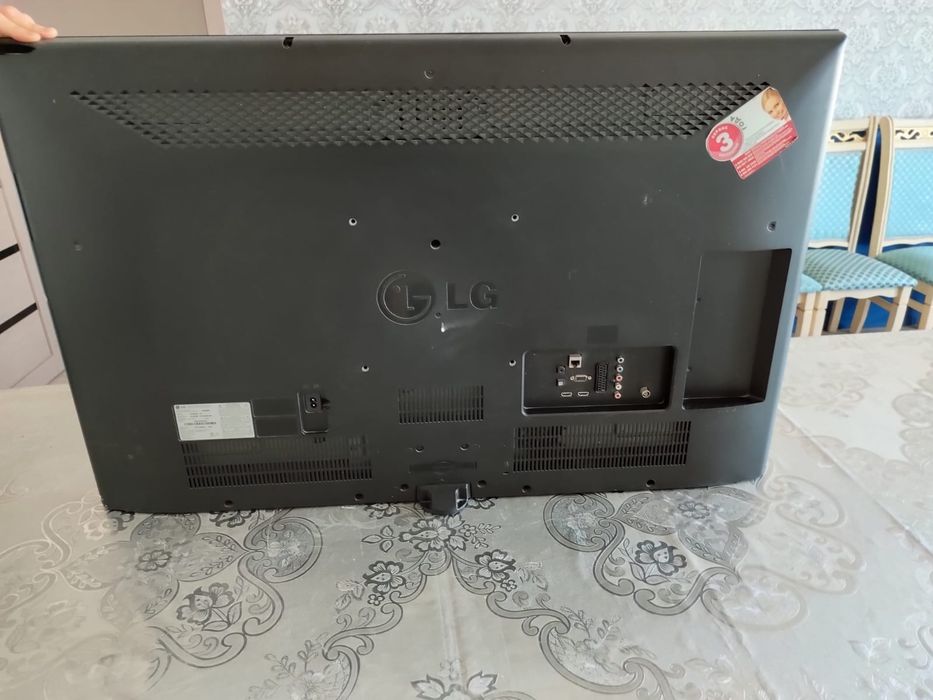 Продам телевизор LG