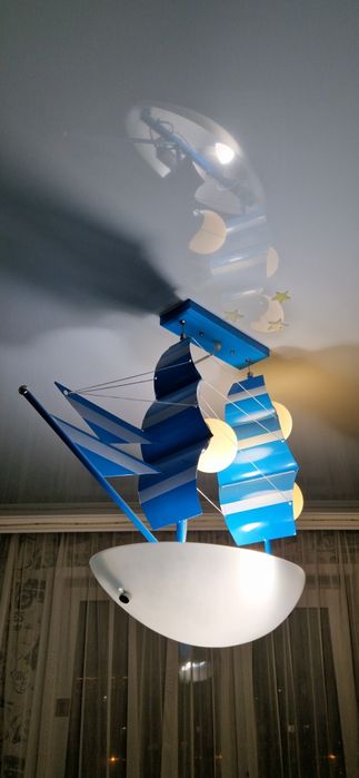 Люстра в детскую