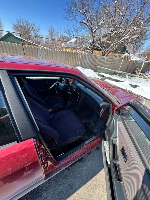 Ауди 80, объем 1.8