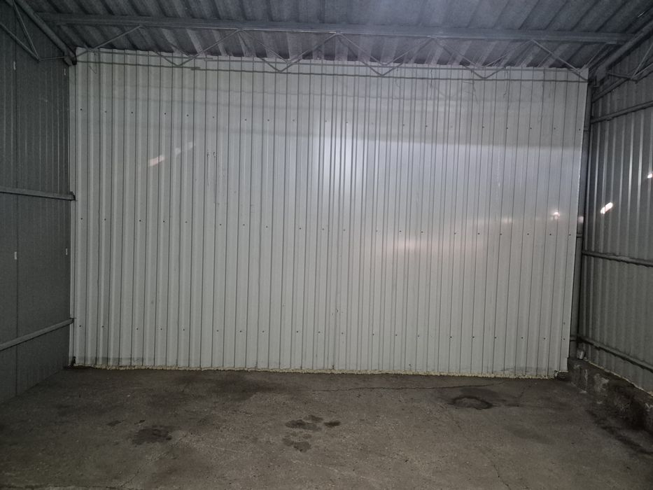 Închiriez garaj în Arad zonă centrală,