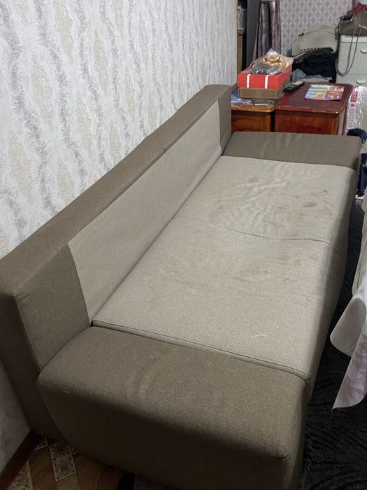 диван отдам бесплатно
