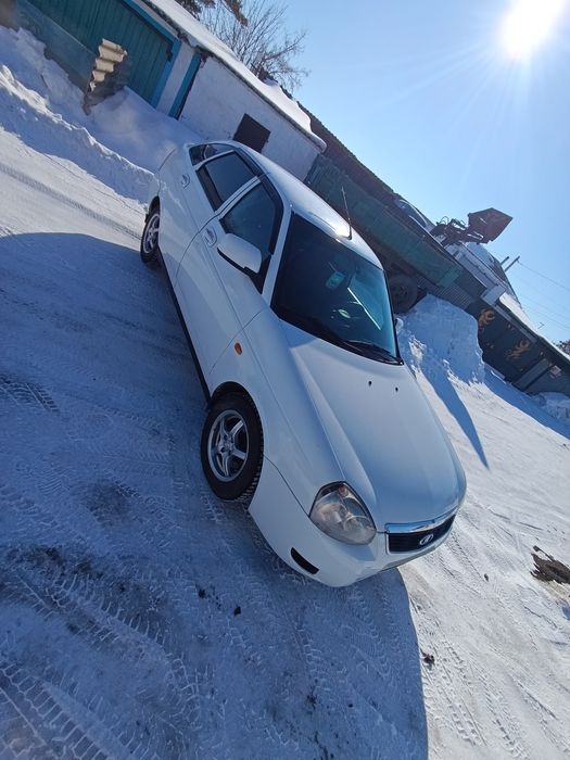 Продам Приору 2013 год