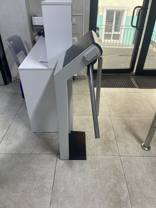 Турникет бу даже год не использовали , почти новый