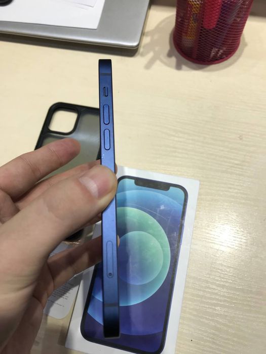 Продам Iphone 12 64gb