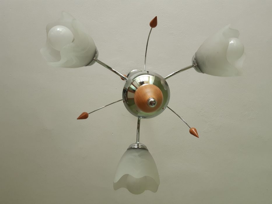 Полилей с 3 крушки