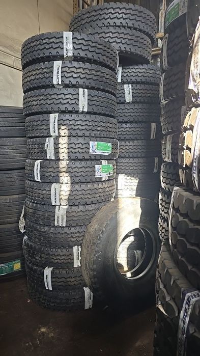 Автошына GRENLANDER 9.00R20 16PR