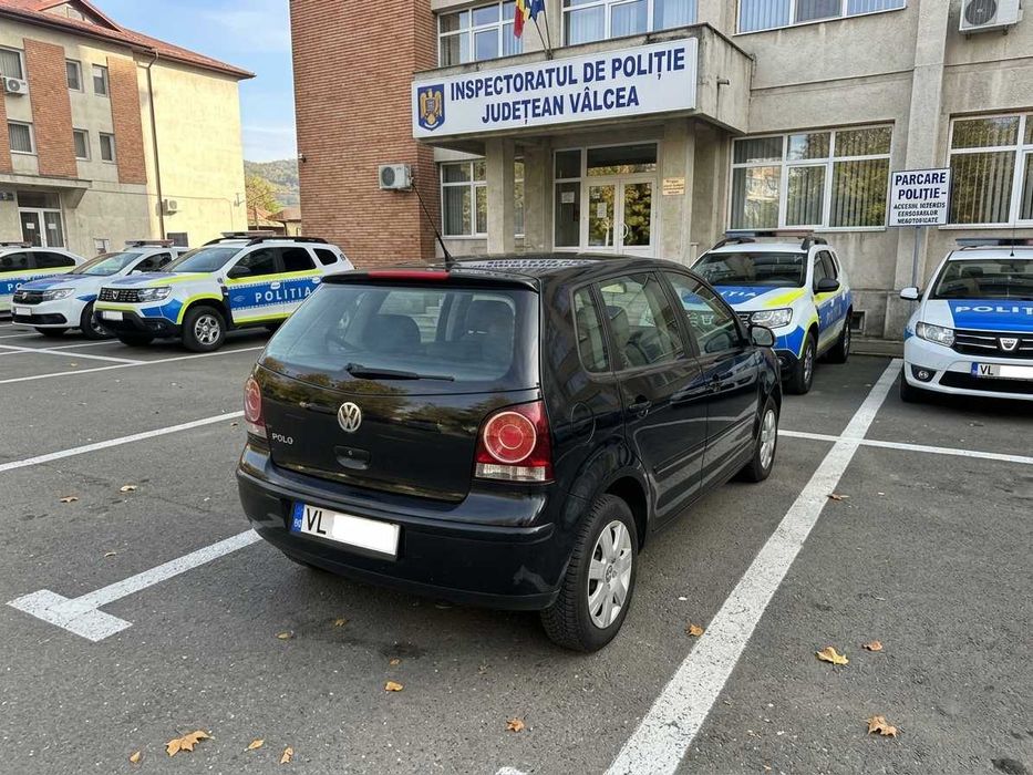VOLKSWAGEN Polo 2008 — imagine 3
