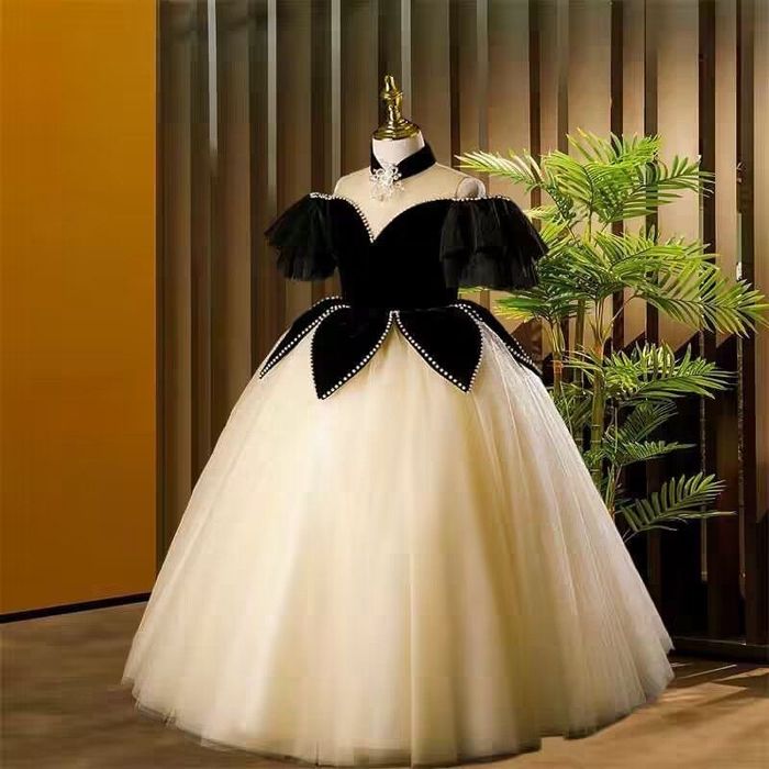 Продам детское платье