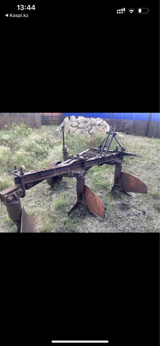 Продам трактор, блуг, тележку, дравакол