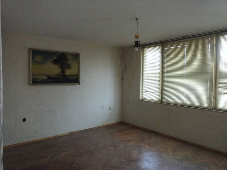 Продава се Четиристаен апартамент в Пазарджик, Запад - 87 кв.м за 684 €/кв.м - Снимка #17