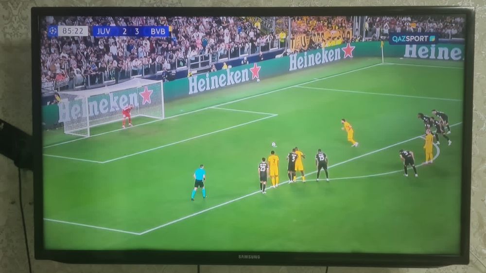 Продам телевизор 43